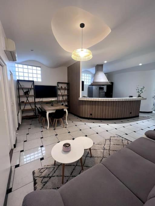 Stea Guesthouse Proche Paris Villeneuve-le-Roi Exterior foto